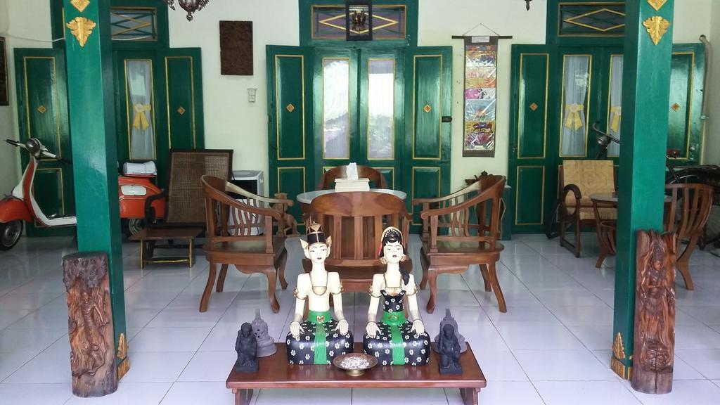 Pendopo Andari Homestay Yogyakarta Exterior foto